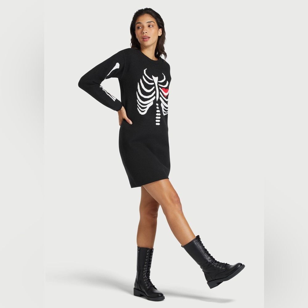 ModCloth The Love Remains Sweater Dress Black Skeleton Size Large